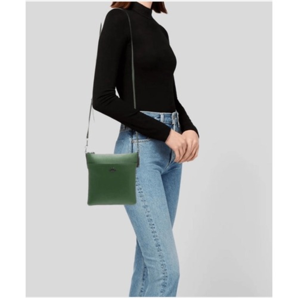 Coach Crossbody Bag Green Pebble Leather Front Pocket Adjustable Strap